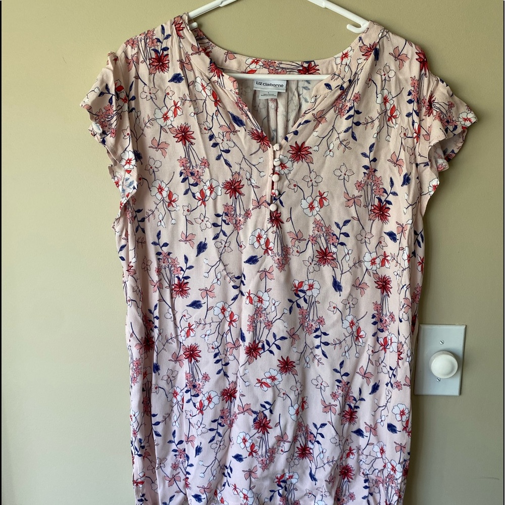 Liz Claiborne cap sleeve rayon blouse
